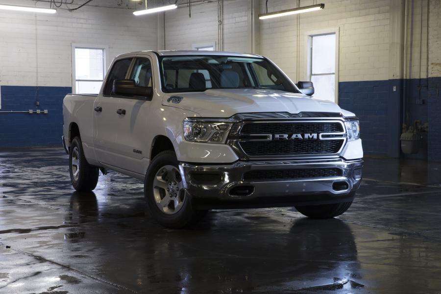Dodge Ram 1500 Tradesman Crew Cab Chrome Appearance Package (DT) '2018